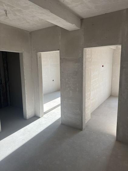 Apartament cu 3 camere în Careiului