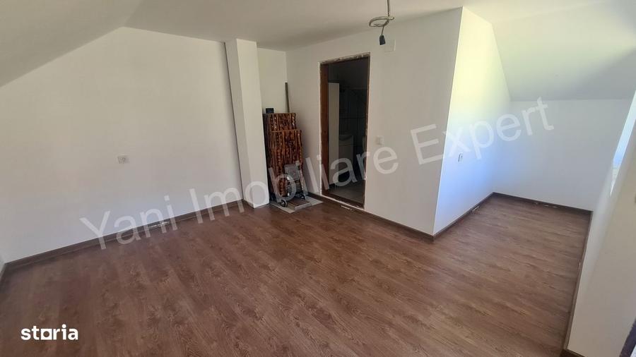 Casă cu 3 camere în Cerbu