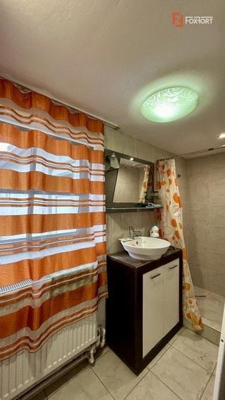 Casă individuală cu 4 camere cu Canalizare în Elisabetin