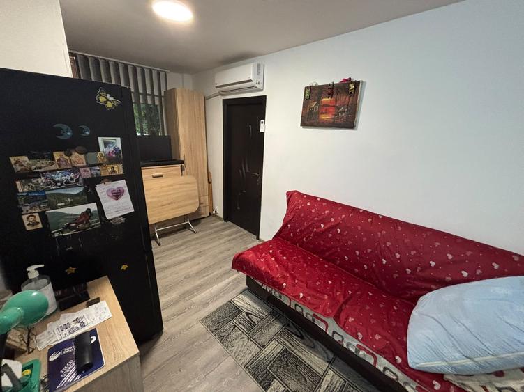 Apartament cu 2 camere semidecomandat în Tătărași