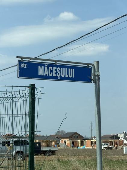 Teren de 1000 mp, în Sântandrei
