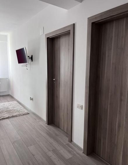 Apartament cu 2 camere semidecomandat, mobilat în Exterior Nord