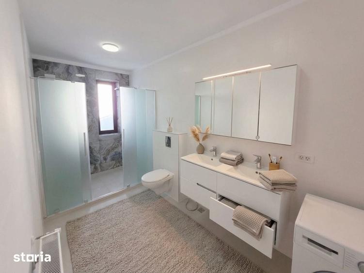 Casă cu 5 camere decomandat cu Teren 225 Mp în Theodor Pallady