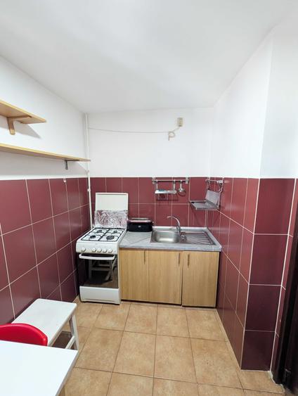 Inchiriere 3 camere, Piata Victoriei (4 min.) ** 570 EUR - 15