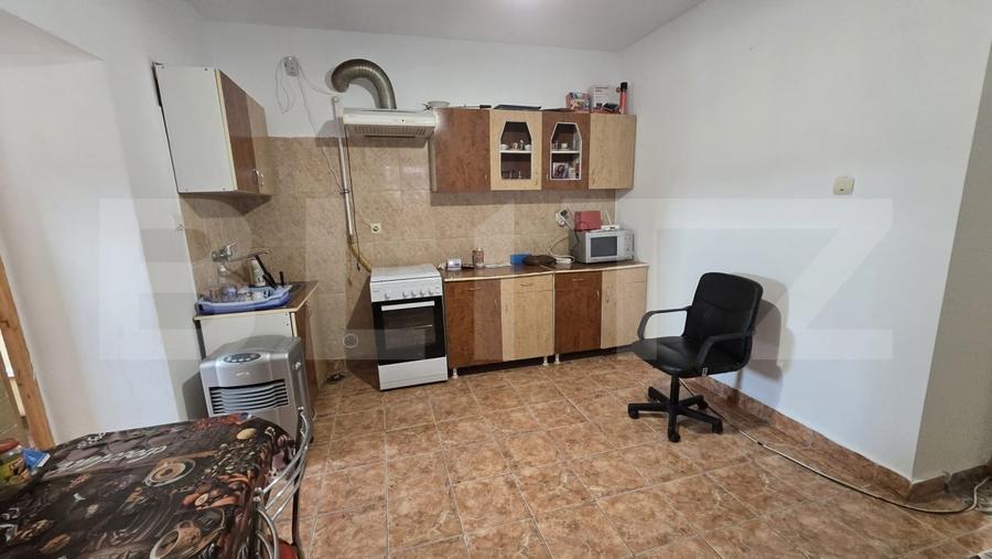Casă individuală cu 2 camere cu Canalizare în Sud