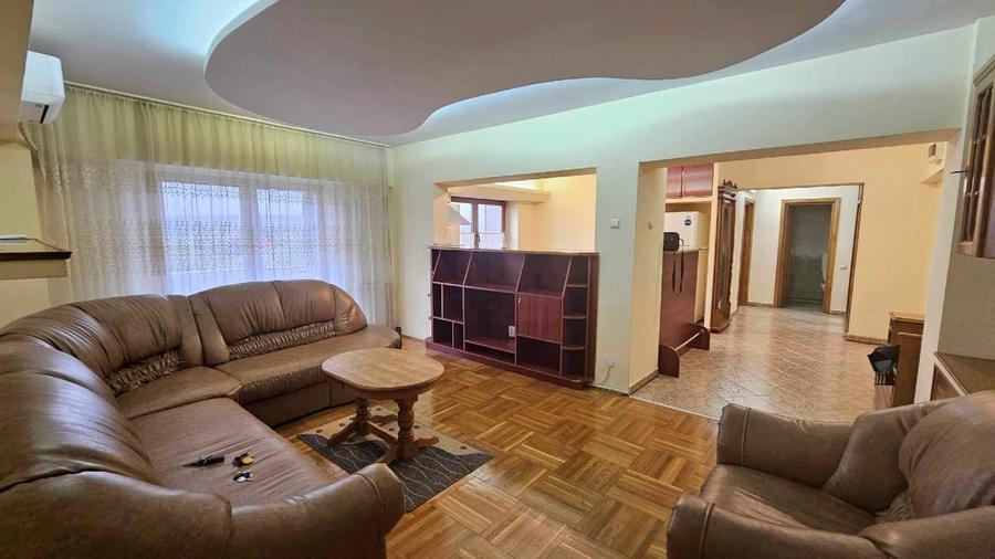 Apartament 3 camere , CENTRAL - ,INDEPENDENTEI   UMF - 1