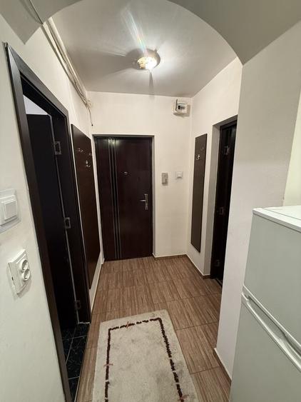 Garsonieră decomandată în Exterior Vest