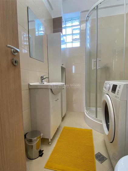 Apartament cu 2 camere semidecomandat, mobilat în Dămăroaia