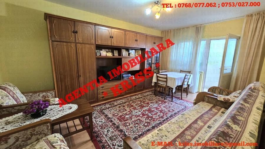 Apartament cu 3 camere decomandat în Exercițiu