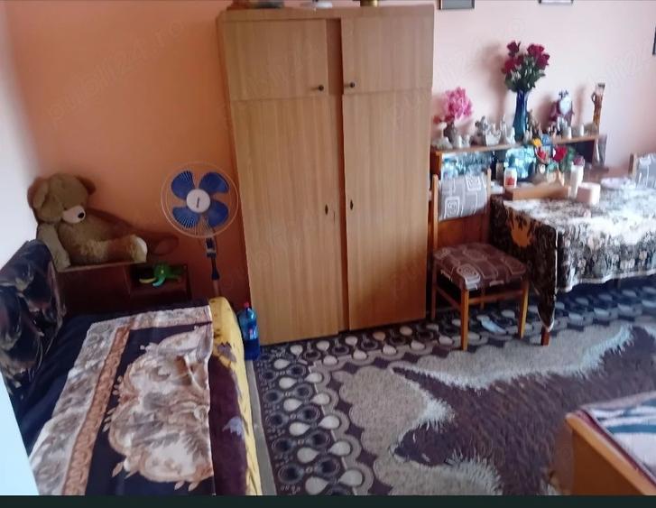 Apartament cu 2 camere decomandat în Precista