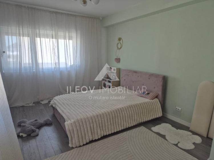 Casă cu 4 camere cu Teren 330 Mp în Tunari