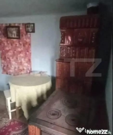 Casă cu 2 camere cu Teren 2315 Mp în Central