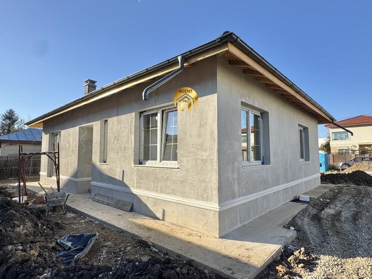 Vila Individuala Parter+Pod 4 camere - 300mp teren - Otopeni - 4