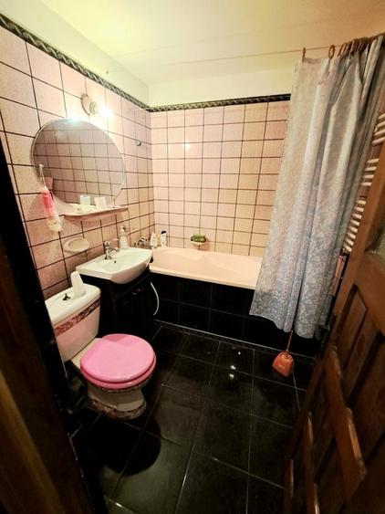 Vanzare Apartament 2 Camere, Decomandat , Micro 12 Targoviste - 9