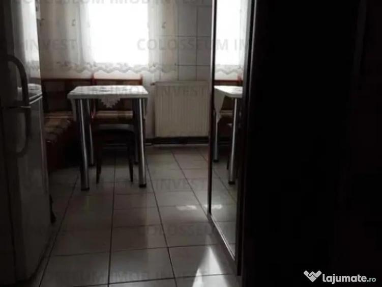 Garsoniera decomandata - zona Garii - 4