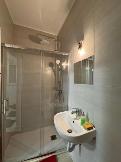 Apartament renovat profesional, complet - la cheie, ideal rezidential sau birou - 6