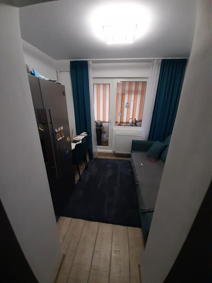 Apartament 2 camere, semidecomandat, parter - 3