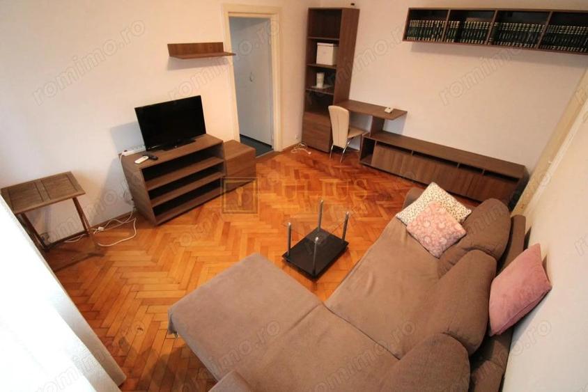 Zona Medicina; str. Bucuresti, centrala proprie. - 18