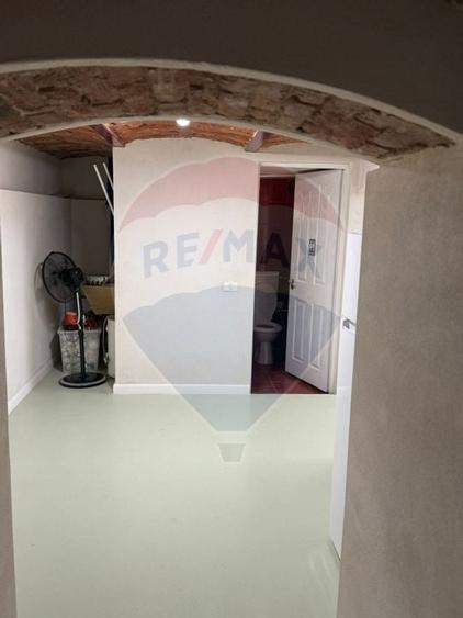 Spatiu comercial de inchiriat 40 mp, in zona Decebal - 14