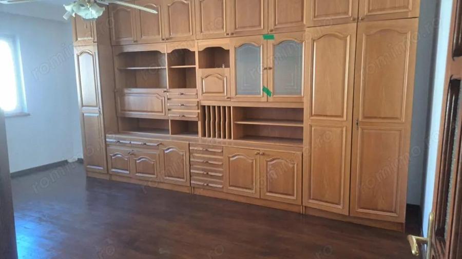 Apartament spatios 3 camere - 10