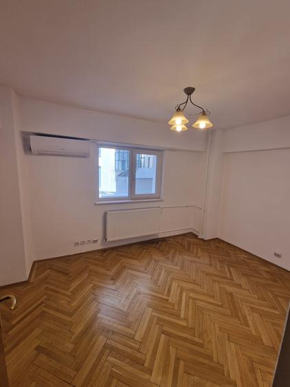 Piata Universitatii, bloc REABILITAT TERMIC, constructie 1980 fara risc seismic - 10