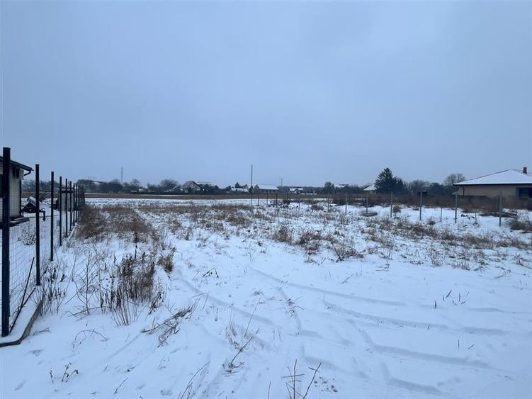 TEREN INTRAVILAN STUPINI, BRASOV - 1