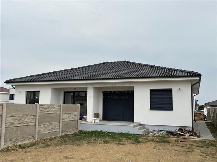 Duplex parter - posibilitate alegere finisaje - zona foarte buna - toate utilita - 3