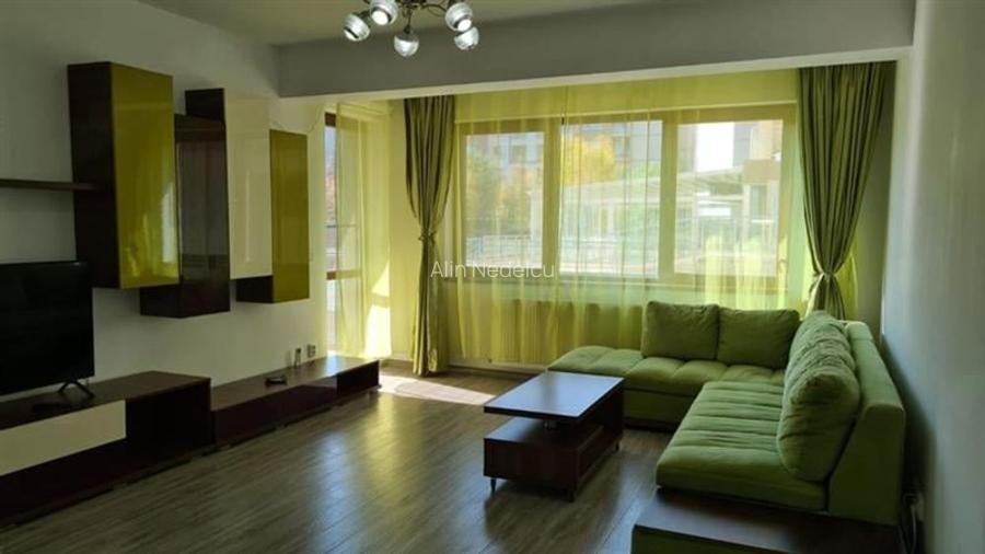 Apartament 3 camere + parcare Cartierul Solar