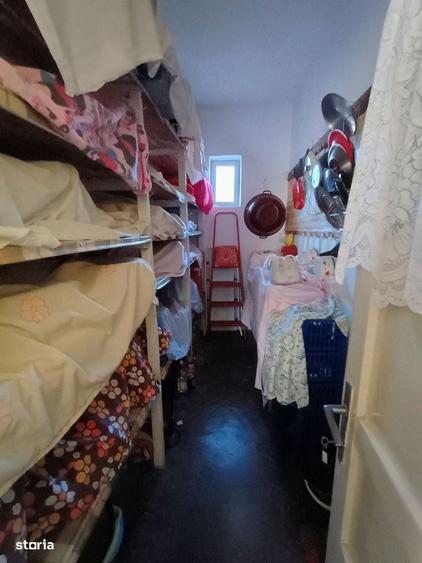 Casa generoasa cu 4 camere / str. Pomilor - 11