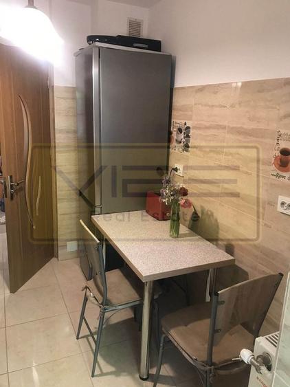 Apartament 2 camere decomandat zona Dacia -Scoala Cosbuc - 2