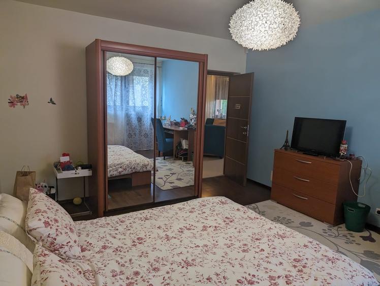 Eleganta si generoasa,robusta,str.linistita,sens unic,curte verde,intimitate,lux - 12