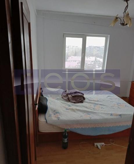 VANZARE 3 CAMERE DECOMANDAT - TIMPURI NOI - 2