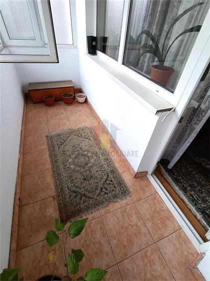 ETAJ  1, Ap 3 camere zona Garii, SPATIOS, 2 vederi, 2 balcoane - 9