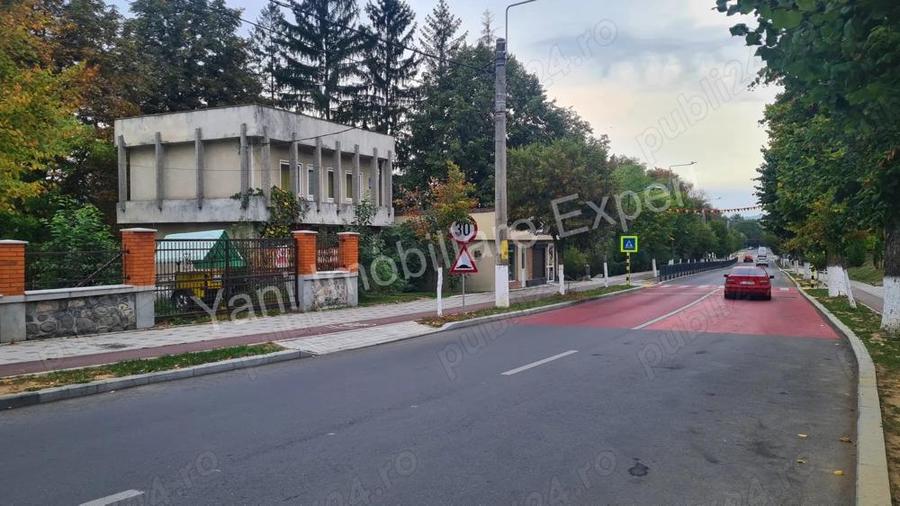 Spa?iu comercial de inchiriat in Curtea de Arge? vizavi de Manastirea Curtea de Arge?. - 10