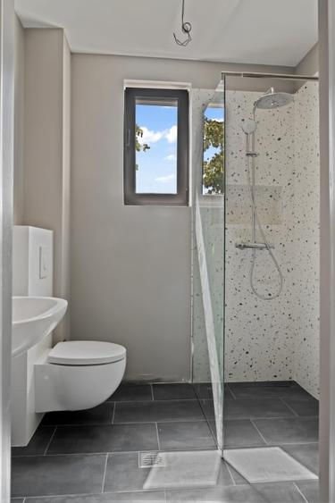 Cladire cu 5 apartamente de vanzare - 13