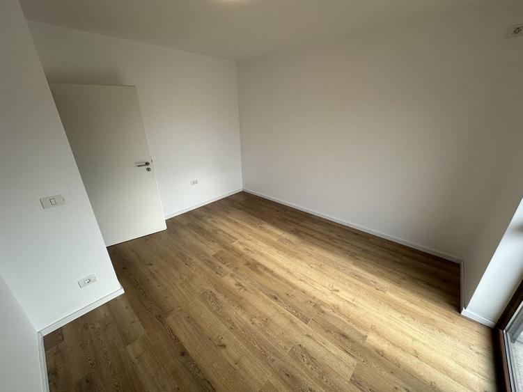 Casa deosebita intr-un cartier privat cu bariera - 30