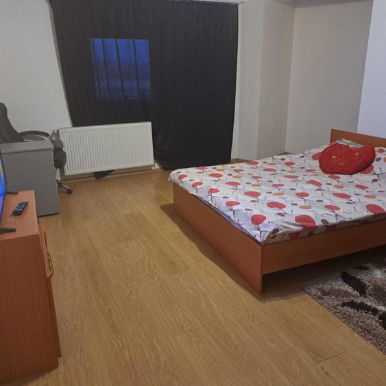 Inchiriez apartament 1 camera - 1