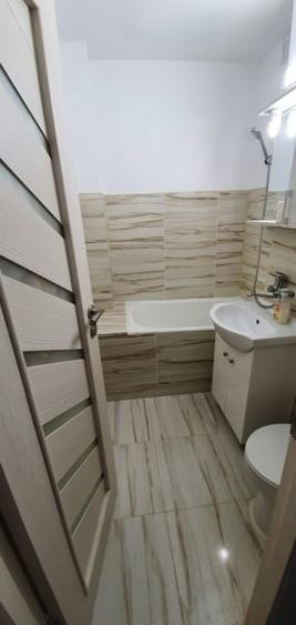 Garsoniera semidecomandata, etaj 1/4,Podul Electro, zona Lapus. - 8