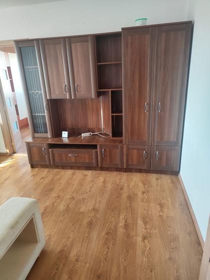 Apartament de inchiriat - 1