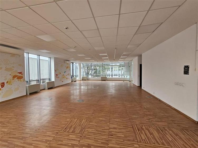 Inchiriere spatii birouri - Domenii de la 166 mp - 5