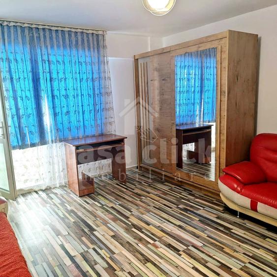 Apartament generos cu 1 cameră, decomandat – Piața Centrală  - langa facultati - 1