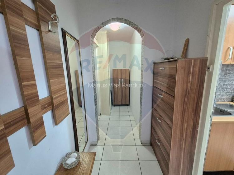 Apartament cu 2 camere de inchiriat Apartament cu 2 camere de inchiriat