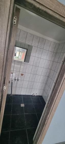 inchiriez spatiu comercial - 1