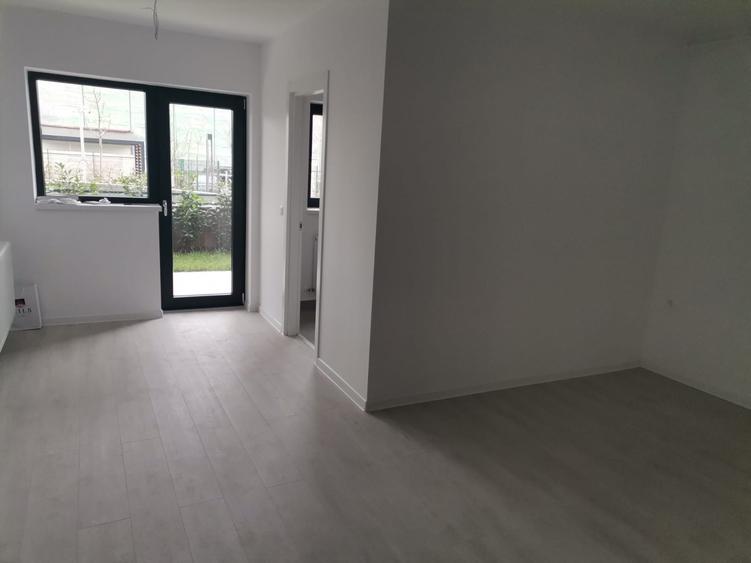 Titan-Hils - Metrou Republica - comision 0% - 1