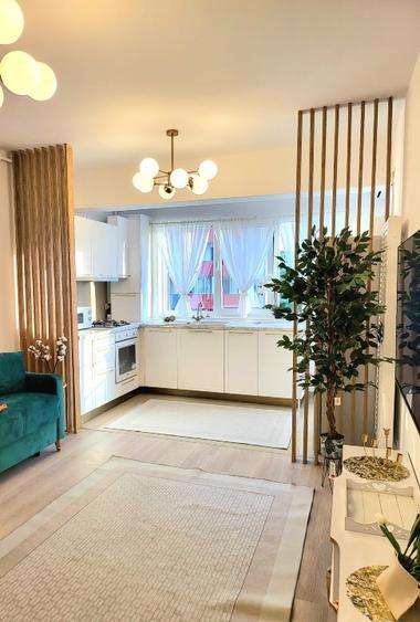  Proprietar, inchiriez apartament 2 camere  modern  -51 mp,  aproape METROU - 5