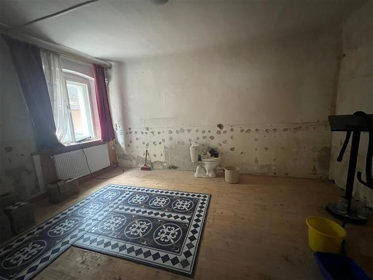 Casa zona centrala,oportunitate personalizare - 8