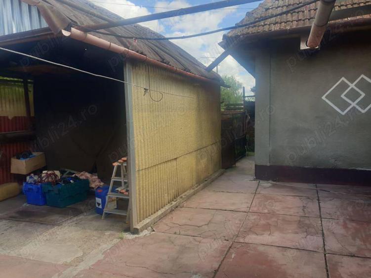 Teren 698 mp, casa veche , Zona linistita ,utilitati, Centrala gaz - 5