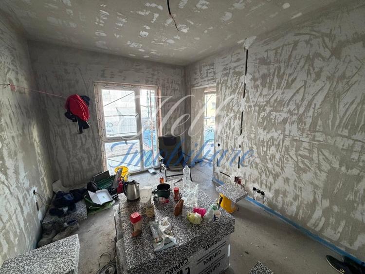 Apartament cu 2 camere decomandat în Florești