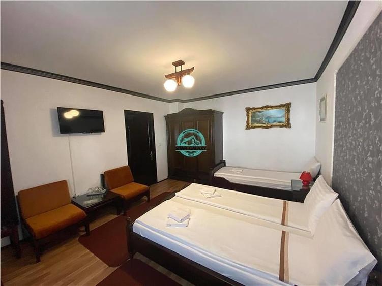 VAND PENSIUNE CU 7 CAMERE IN SIGHISOARA LA 800 MP DE CETATE - 31