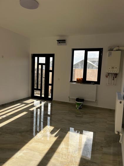 Agenție imobiliară vindem casă în Lumina - 2